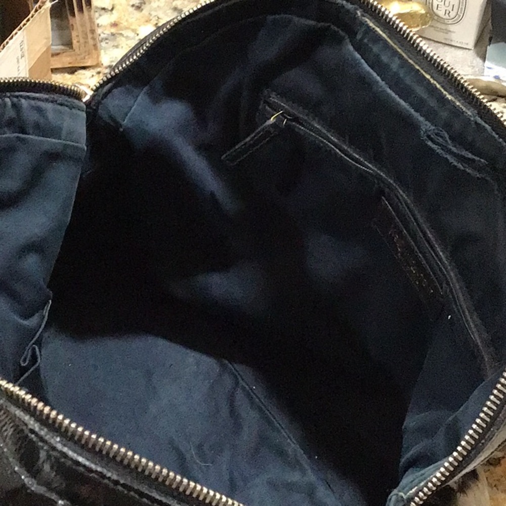 YSL Saint Laurent Muse Black Leather Shoulder Bag w/ COA & Key - Picture 16 of 16